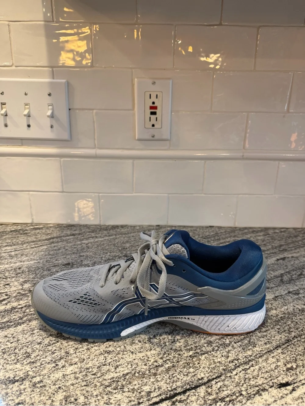 Men’s Asics Kayano 26 Size 10
